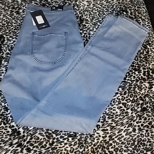 Fashion nova jeans 👖